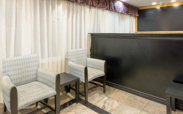 Knights Inn Barrie