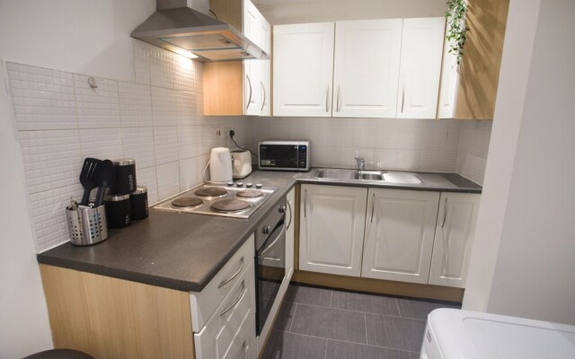 Short Stay Bristol - Stapleton 1 Apartment