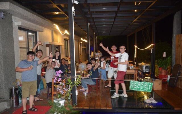 PULI GuanPu Fallsview Stay House