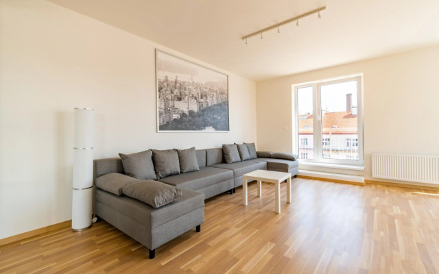 Penthouse with panoramic city view in Elite Rezidence