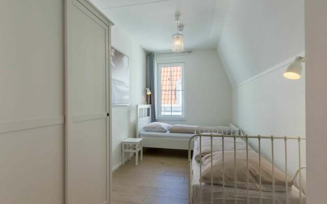 Luxurious Apartment in Koudekerke With Parking