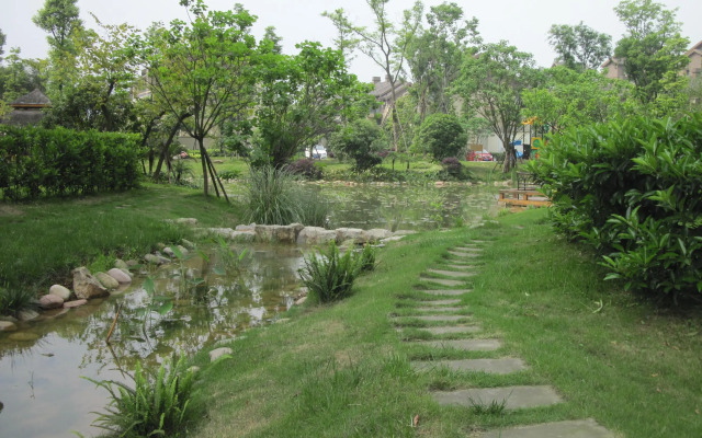 Express 318 Motel Mount Emei Branch