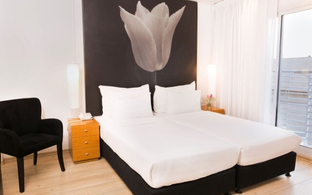 The Savoy Tel-Aviv, Sea Side