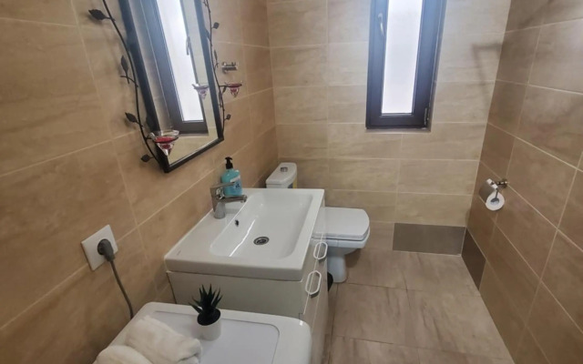 Morii Lake Apartment