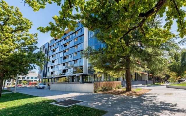 Accommodate Canberra Midnight Apartments