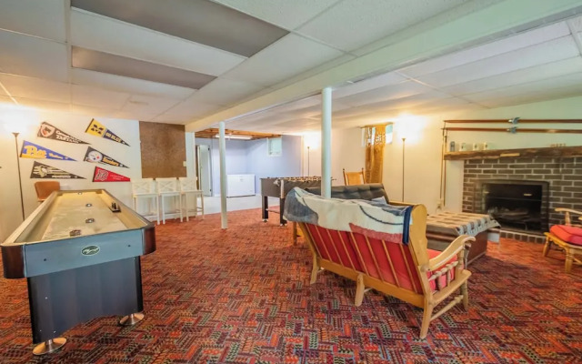 Just Around the Dilly