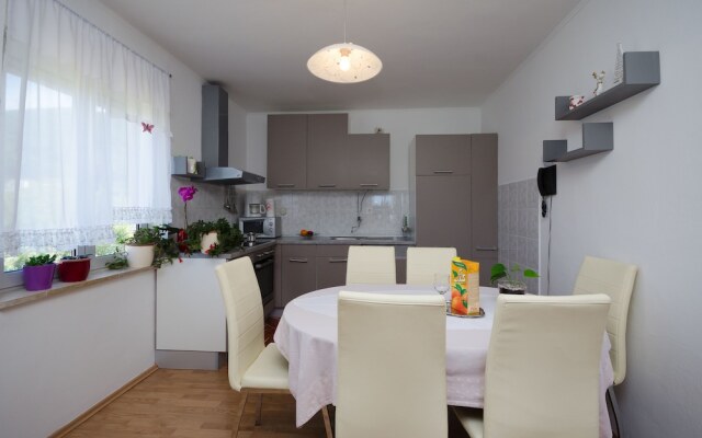 Apartment Milja