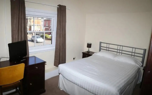 Rose & Crown Hotel