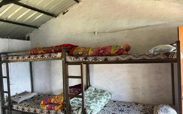 The Goat Village Dayara Bugyal - Hostel