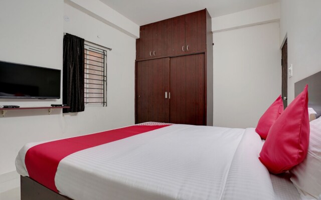 OYO 41102 Hyderabad Elite