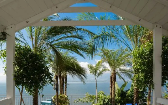 Dali · Listening to the Sea｜Above Erhai Aerial Garden Seaview Resort Hotel (Erhai Branch)