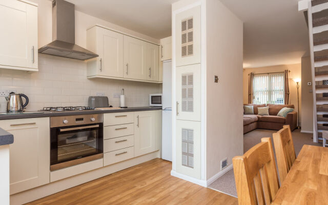 Quay Holidays - Harbourside Park