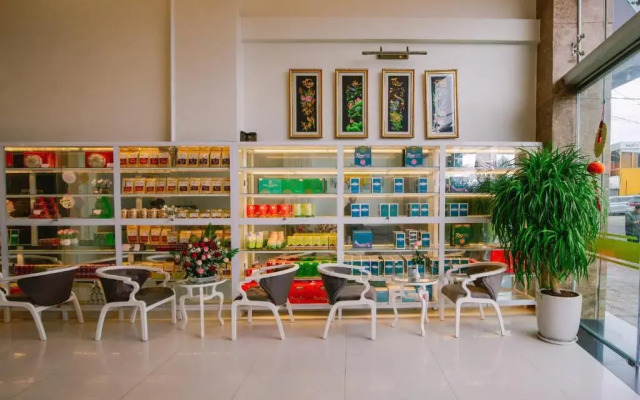 Nhat Tan Hotel