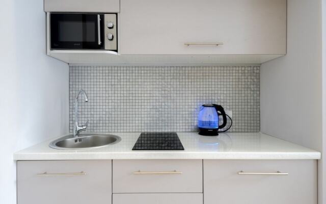 KievApts Sofievskaya 18