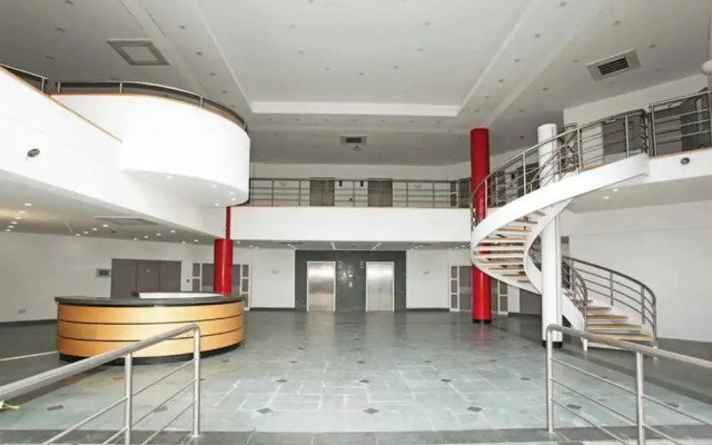 Sapphire House Apartments