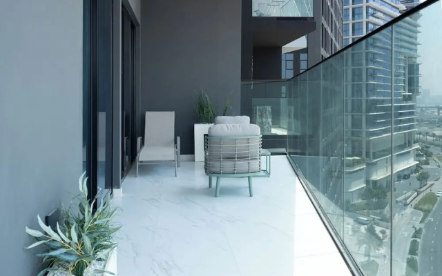 Trendy 2 Bed in Binghatti Canal