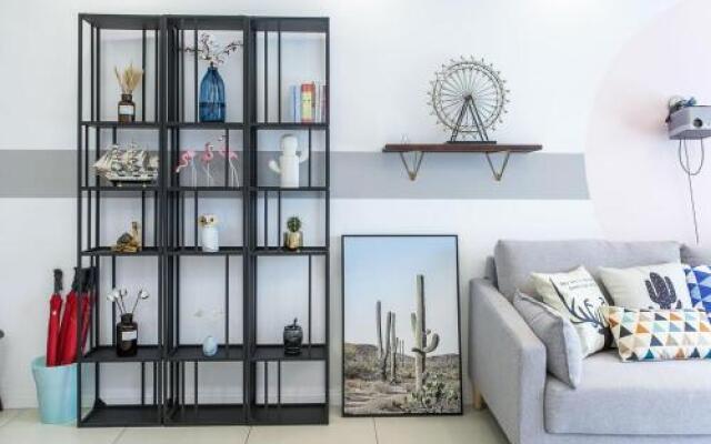 Xi'an Beilin·Small Goose Tower· Locals Apartment 00152240