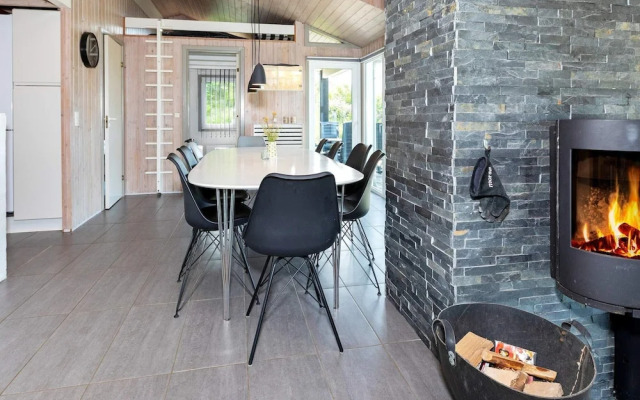 8 Person Holiday Home in Saltum