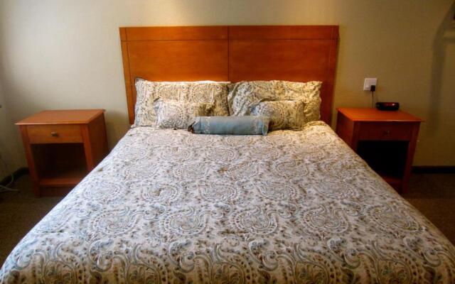 Deluxe Inn Redwood City