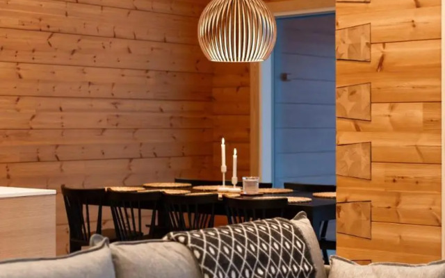 Riverside luxury suites
