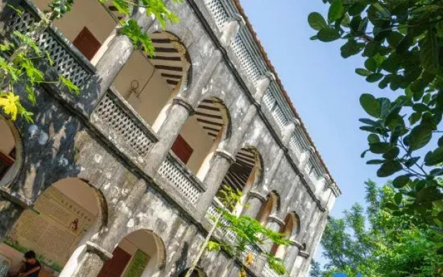 Weizhou Island Fanjian·Froom Courtyard Homestay (Shell Beach Branch)