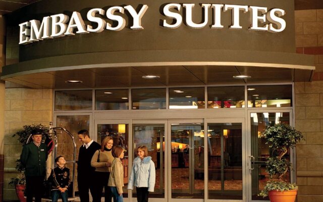 Embassy Suites by Hilton Niagara Falls Fallsview