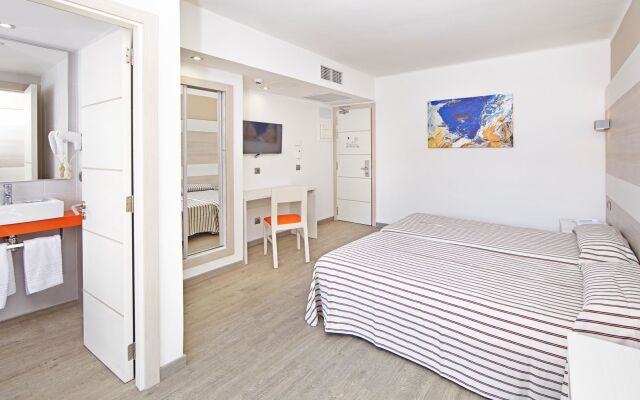 Ahoi! Urban Beach Hotel