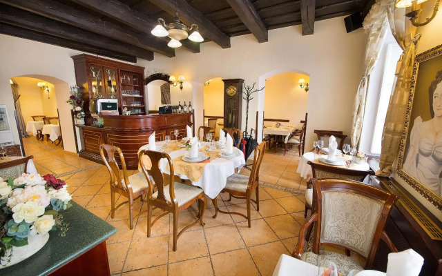 Boutique Hotel Constans
