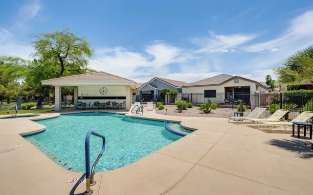 Phoenix Home on Golf Course: Pool & Hot Tub Access