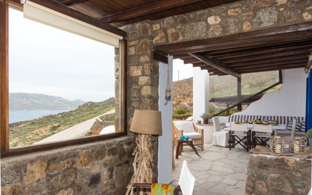 Sea Breeze Balcony of Mykonos