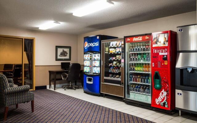 Bison Inn & Suites on University