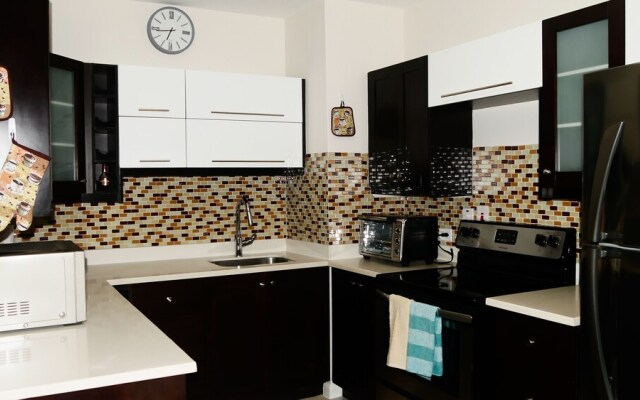 Modern Comfort Suites