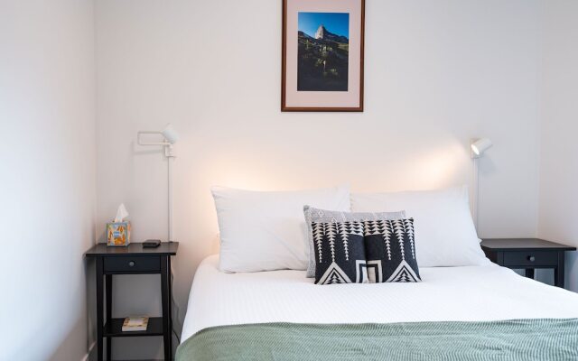 Wildflower Retreat-Revelstoke Vacations