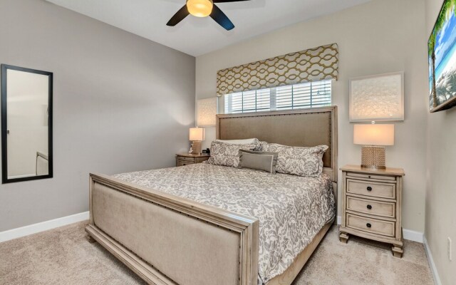 Luxurious Home W/private Pool, Near Disney!