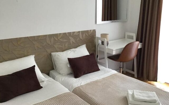 Private Accomodation Madunic
