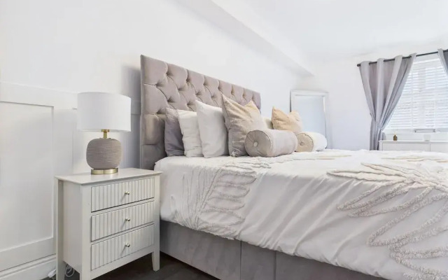 Modern Chaffordhundred Apartment Long Stay Sleeps2