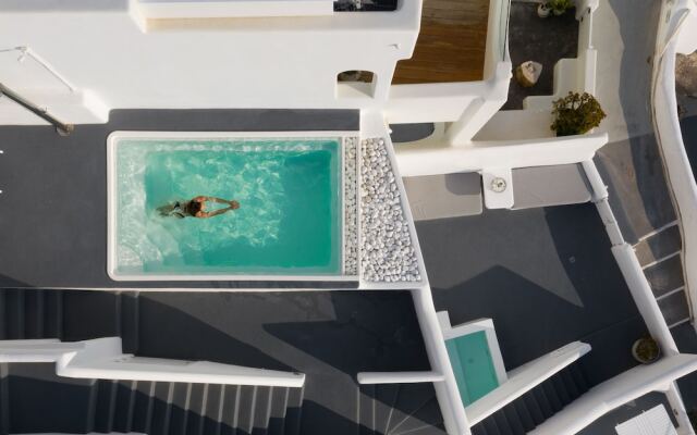 Infinity Collection Privé- Adults Only