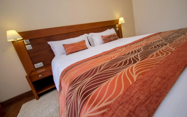 Waridi Paradise Hotel & Suites