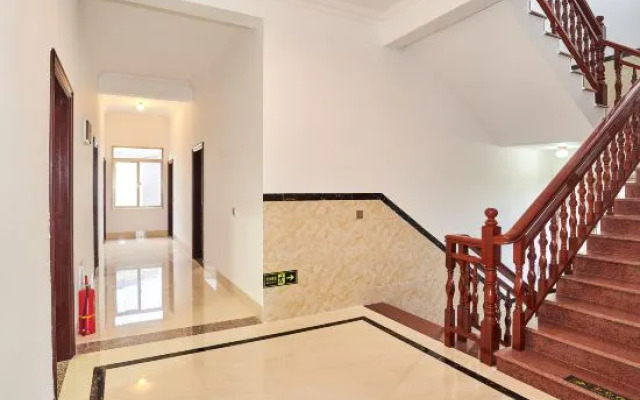 Longhai on the way hotel