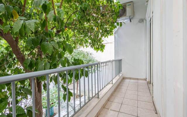 Acropolis Stylish 2BR Apartment - Center of Athens