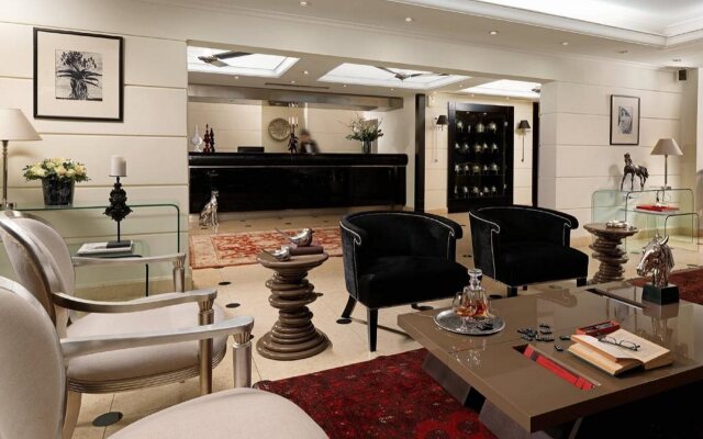 Best Western Plus Embassy Hotel