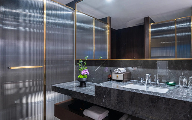 Wyndham Grand Plaza Royale Ningbo