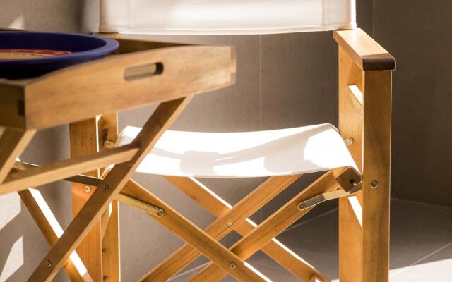 B04 - Luxury 2 Bed with Top Terrace Pool