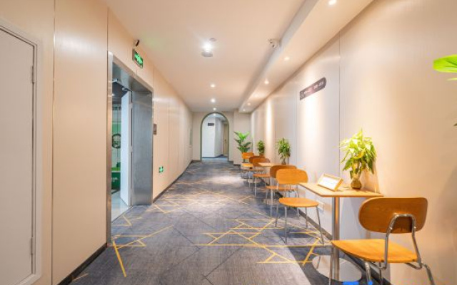 Dengba Inn(Hangzhou Longhu Binjiang Tianjie Jianghan Road Metro Station Store) – Business – Hangzhou