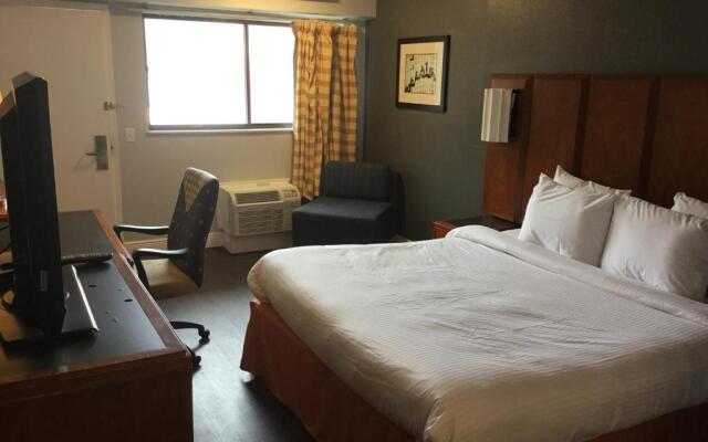 Extenda Suites Mobile North