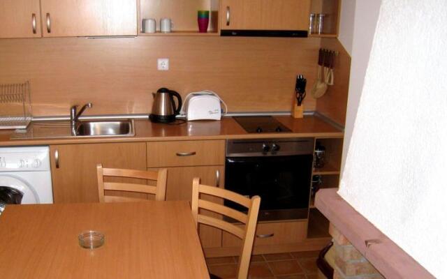 Four Leaf Clover Apartments to Rent