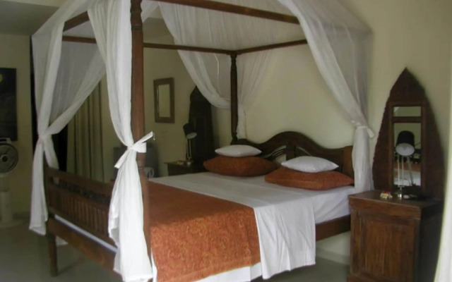 Frangipani Beach Hotel