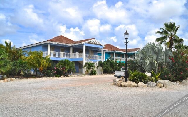 Ocean Breeze Bonaire Apartments