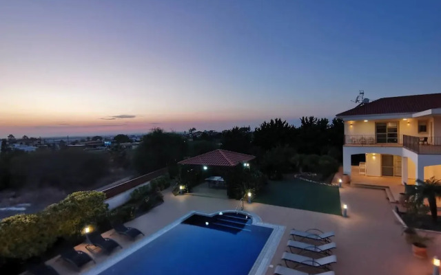 Orchard Blossom Private Villa With Pool