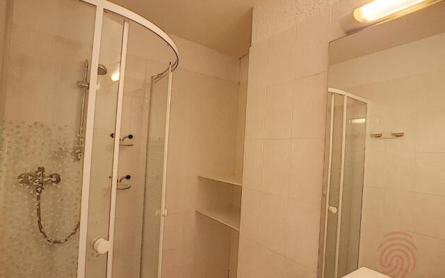 Appartement Lamalou-les-Bains, 1 pièce, 2 personnes - FR-1-451-102